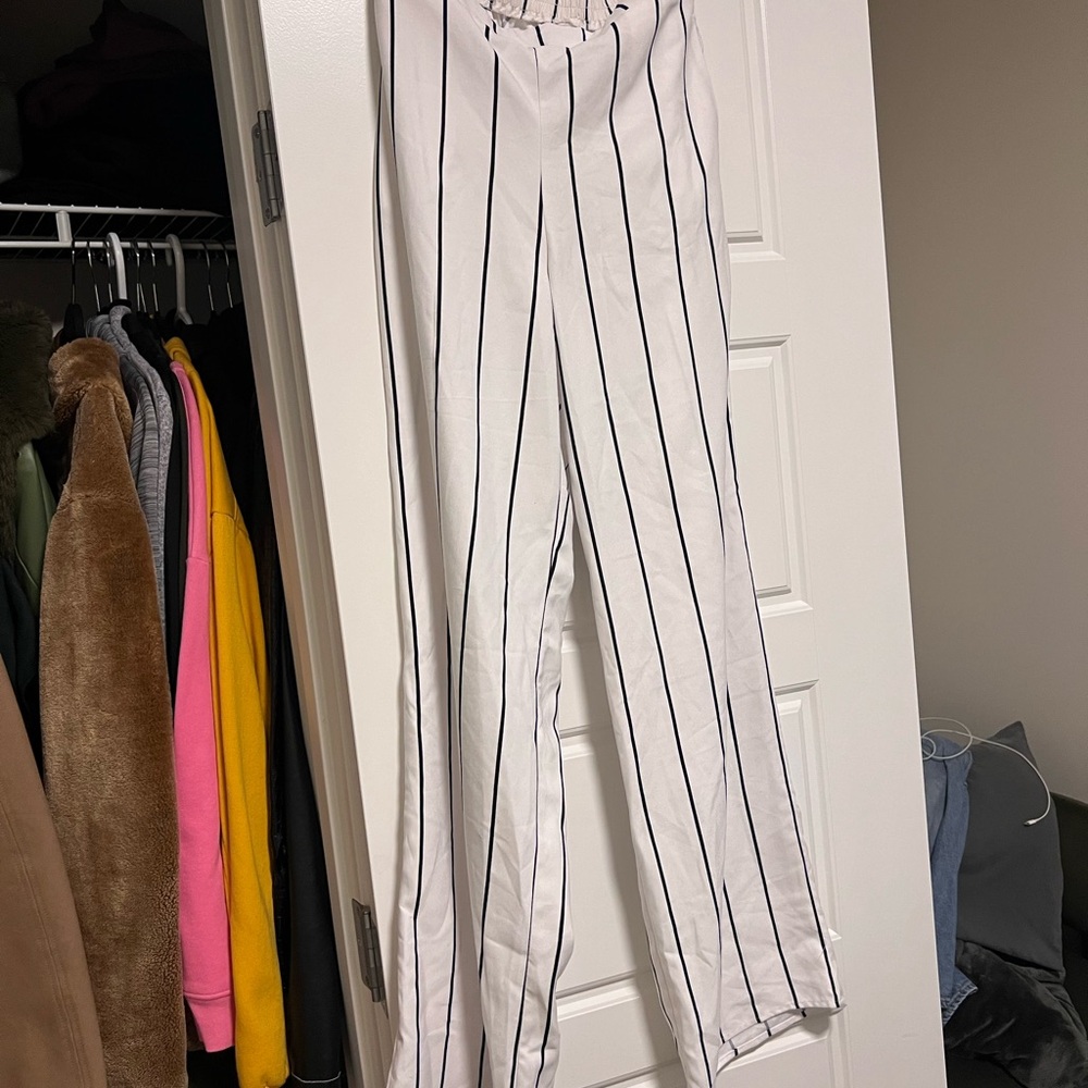 Urban Heritage White Top with Black Vertical Stripes